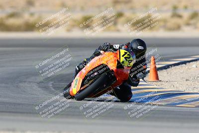 media/Jan-09-2022-SoCal Trackdays (Sun) [[2b1fec8404]]/Turn 11 (935am)/